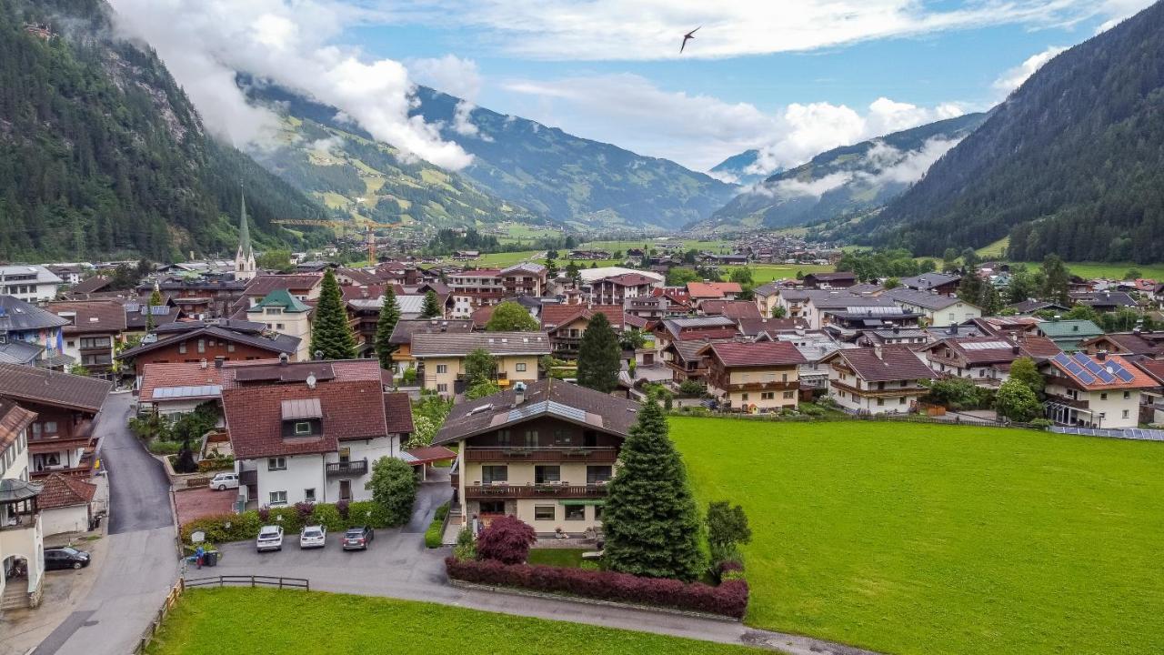 Gaestehaus Hornegger Hotel Mayrhofen Exterior photo