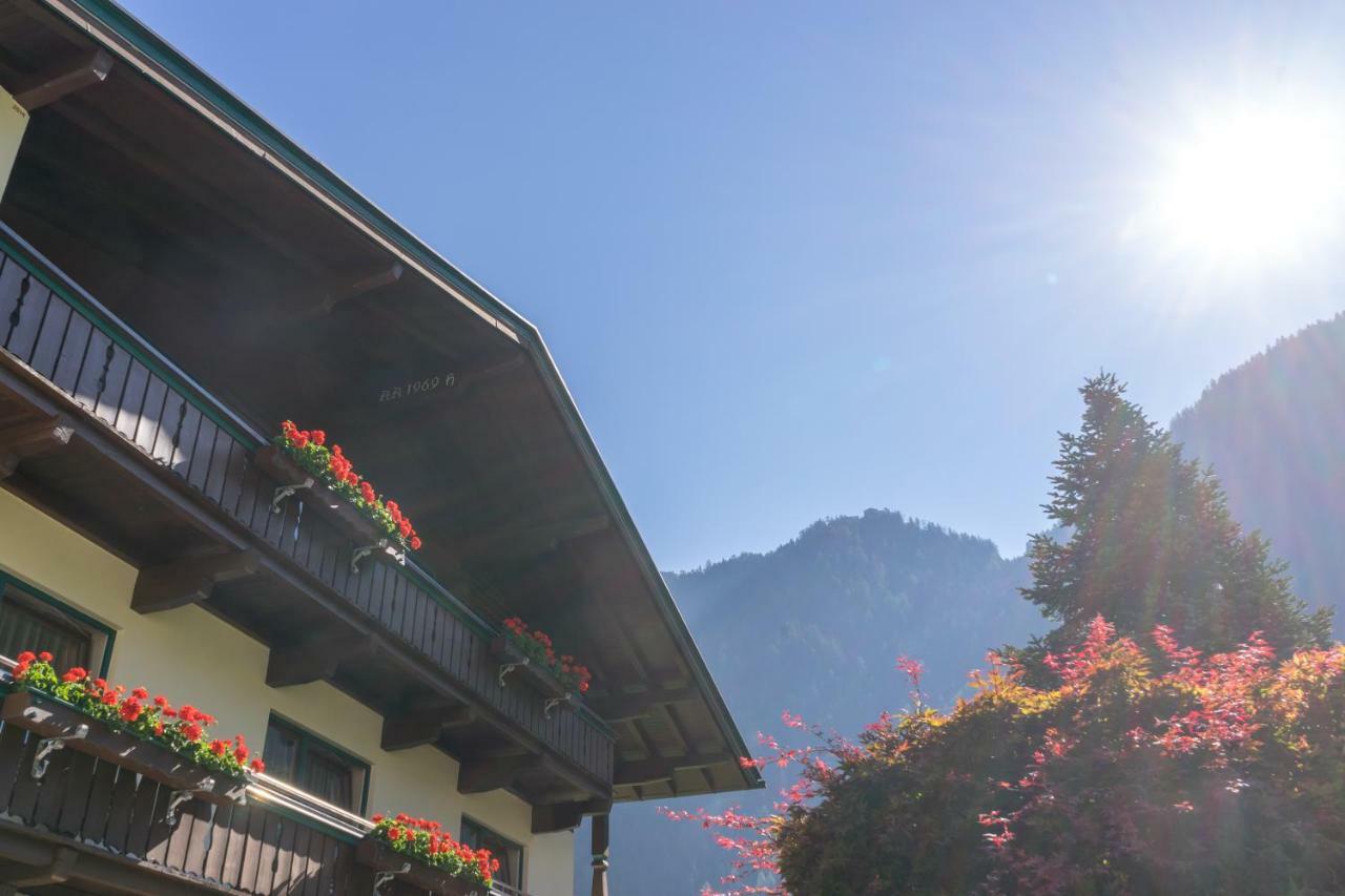 Gaestehaus Hornegger Hotel Mayrhofen Exterior photo